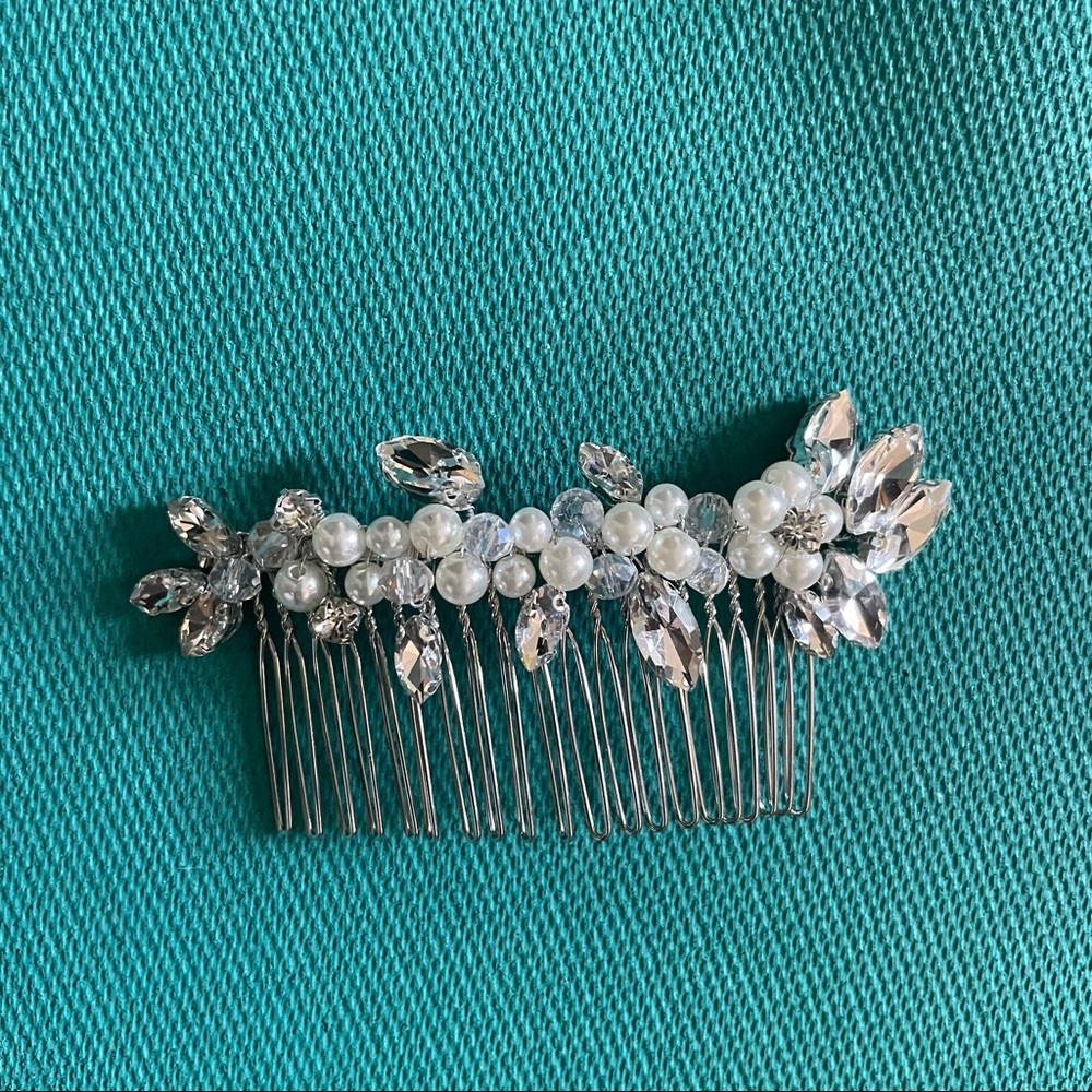 Bridal hair comb